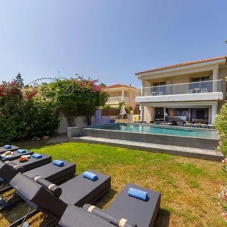 Adalia * Πρωταράς