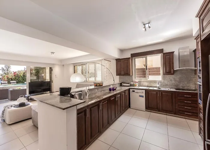 Adalia プロタラス